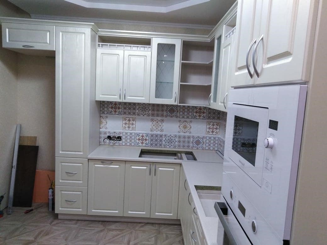 Угловая кухня кантри