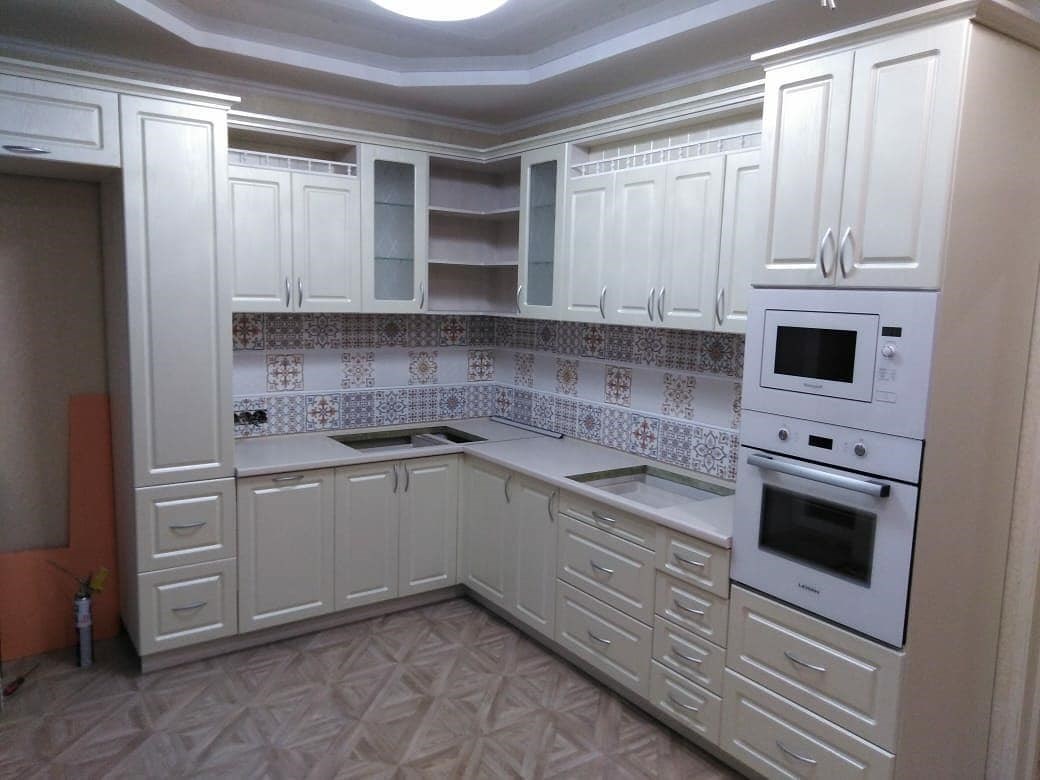 Угловая кухня кантри